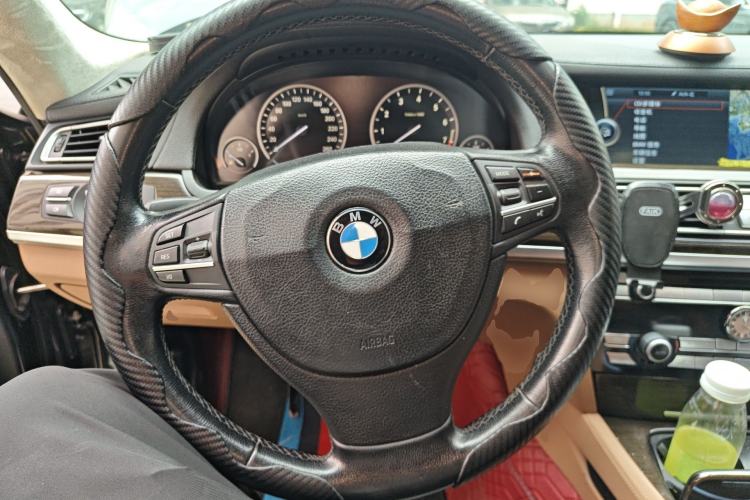 Used BMW 7 Series 2011 730Li Elegant Model Steering Wheel