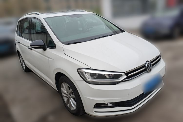 Used Volkswagen Touran 2018 Volkswagen Touran L 280TSI DSG Comfort Edition 7 Seats China V Emission Standard Front Right 45 Deg