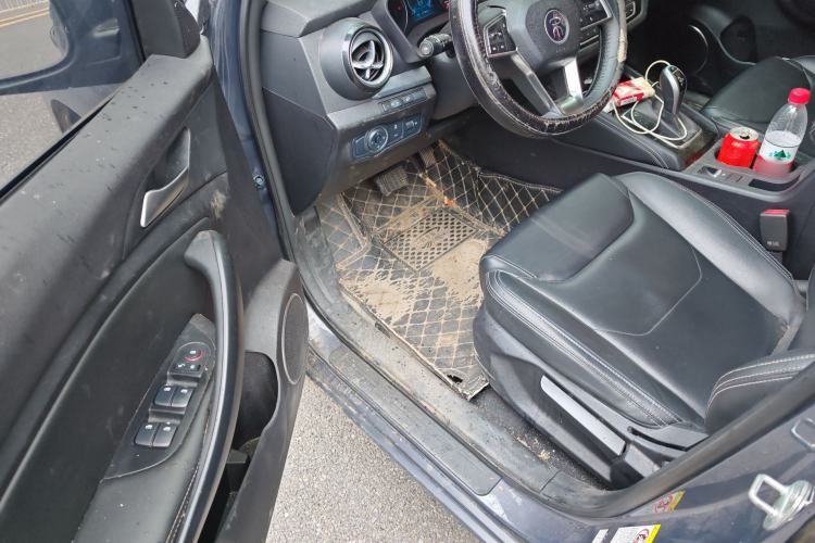 Used BYD Song 2021 Classic Edition 1.5T Automatic Elite Model Driver Seat