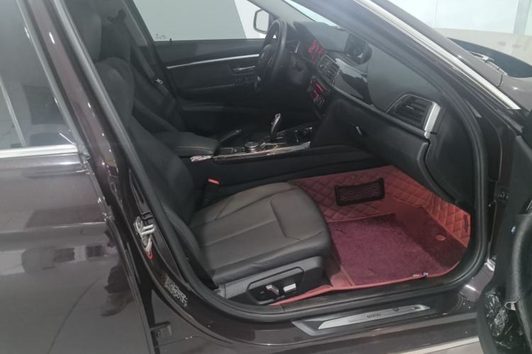 Used BMW 3 Series 2017 320Li Luxury Design Package
