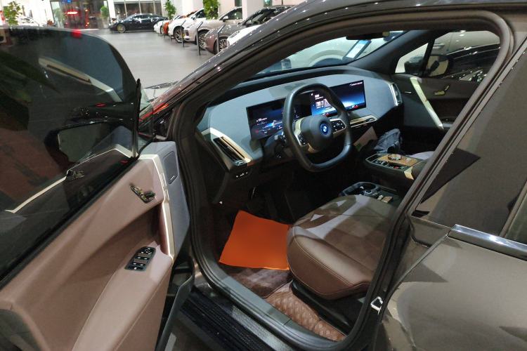 Used BMW iX 2022 xDrive40