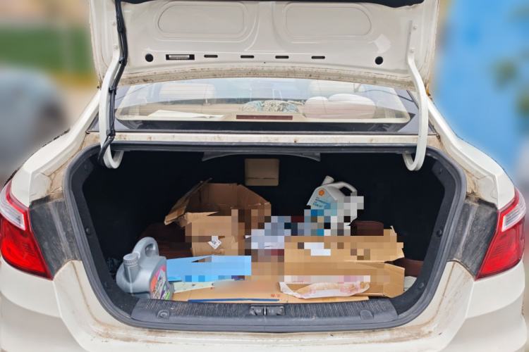 Used Changan Eado 2015 1.6L Manual Luxury Model China IV Standard
