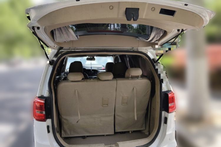 Used Baojun 730 2016 1.5L Manual Luxury Edition 7 Seats Trunk