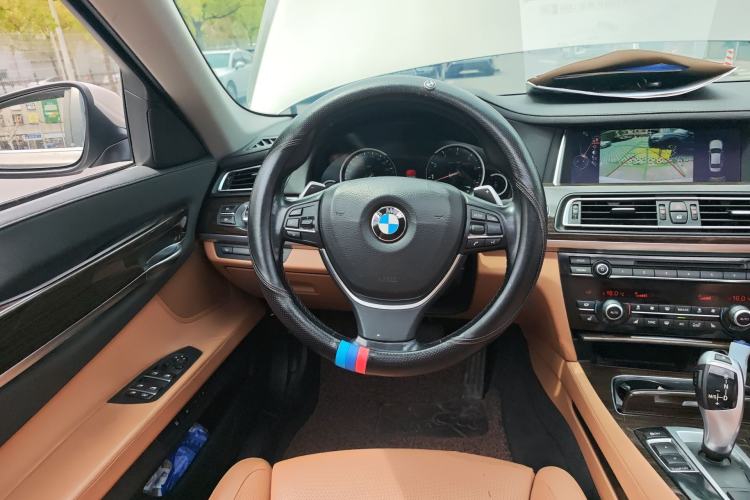 Used BMW 7 Series 2013 740Li Leading Model Steering Wheel
