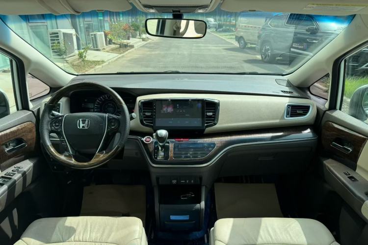Used Honda Odyssey 2015 2.4L Smart Edition Interior 5