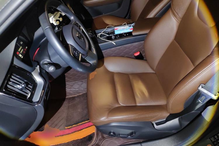 Used Volvo S60 2021 T4 Zhiyi Luxury Edition