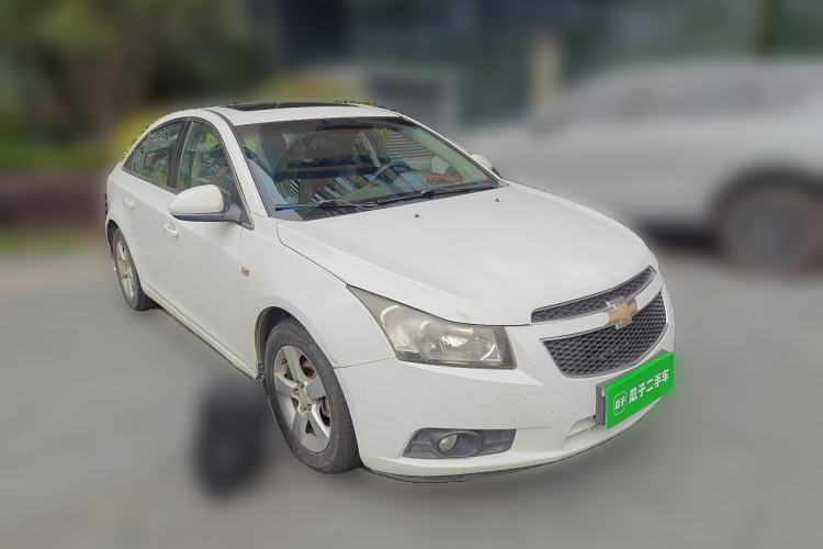 Used Chevrolet Cruze 2013 1.8L SE AT Front Right 45 Deg