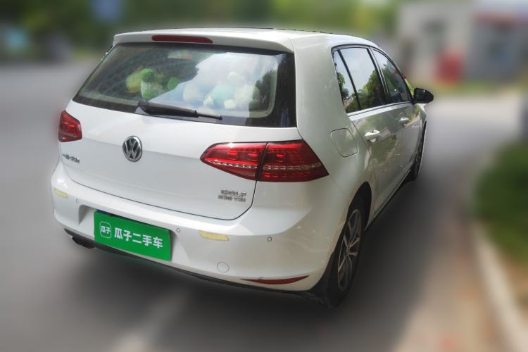 Used Volkswagen Golf 2016 230TSI Automatic Luxury Version Rear Right 45 Deg