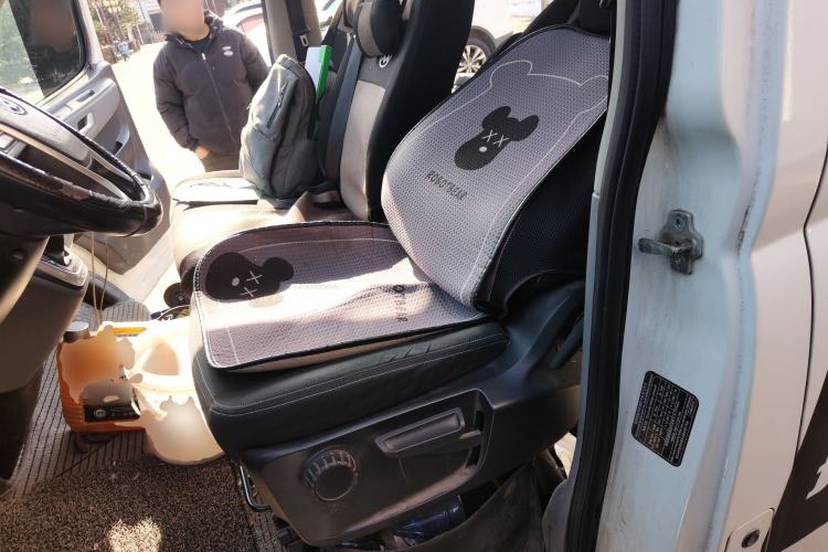 Used SAIC MAXUS Xintu V80 2020 2.0T AMT PLUS City Edition Short Wheelbase Ultra-Low Roof 5/6-Seater
