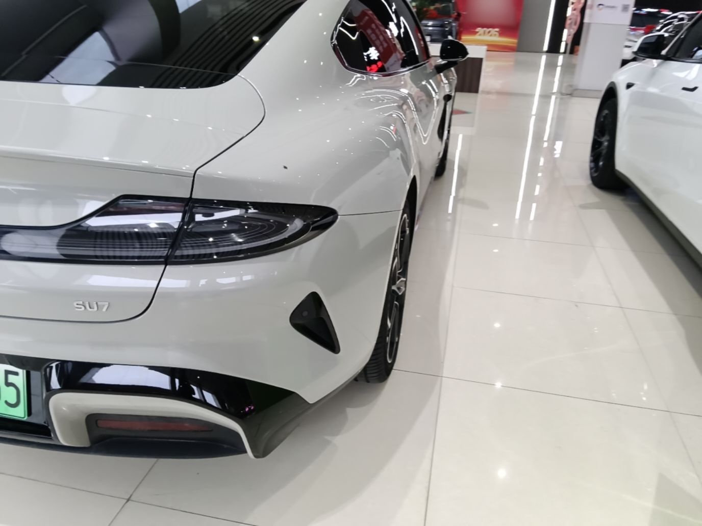 Xiaomi Auto SU7 2024 Rear-Drive Ultra-Long Range Advanced Pro-Level Intelligent Driving Version — снимка 9