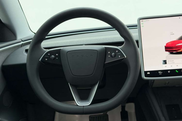 Used Tesla Model 3 2023 Long-Range All-Wheel-Drive Version Steering Wheel