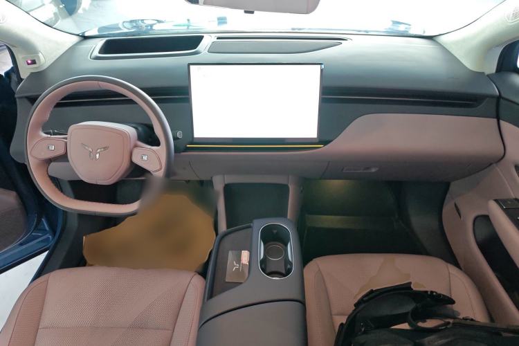 Used Hongqi Tiangong 06 2025 660 4x4 Smart Selection Edition Center Console