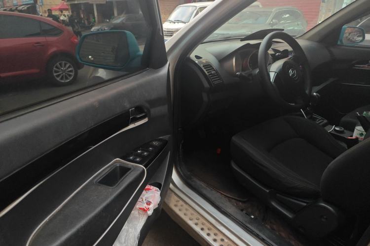 Used Land X8 2014 Explorer Edition 2.0T Gasoline 4x4 Luxury Model