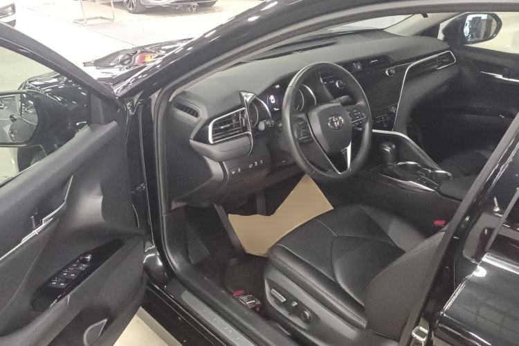 Used Toyota Camry 2019 2.5G Luxury Edition China V Standard Driver Seat