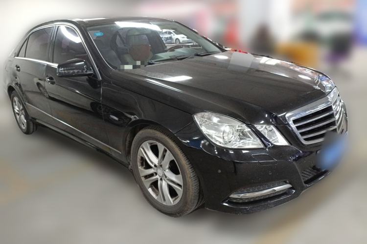 Used Mercedes-Benz E-Class 2011 E 260 L CGI Fashion Model Front Right 45 Deg