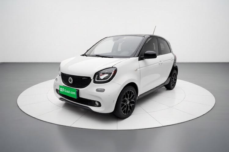 Used smart forfour 2018 0.9T 66 kW Sharp Edition