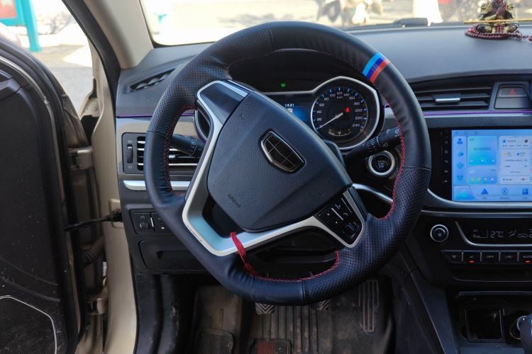 Used Geely Auto Emgrand 2017 Sedan Million Edition 1.5L Manual - Upward Version Steering Wheel