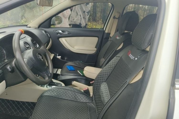 Used Volkswagen Lavida 2011 1.6L Automatic Premium Edition
