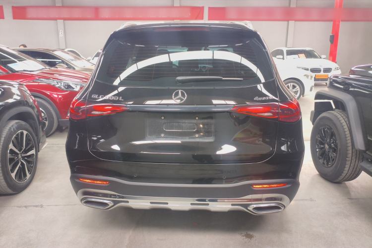 Used Mercedes-Benz GLC 2023 GLC 260 L 4MATIC Dynamic Edition 5-seater
