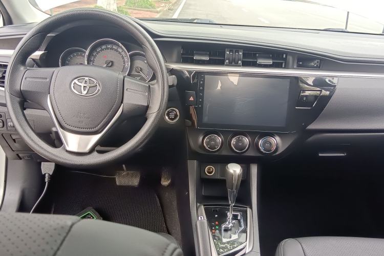 Used Toyota Levin 2016 1.6G CVT Elite Edition Center Console