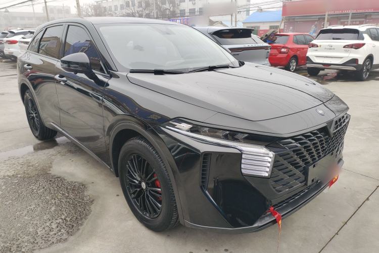 Used Venucia V 2022 260T Black Horse Edition · Idol Front Right 45 Deg