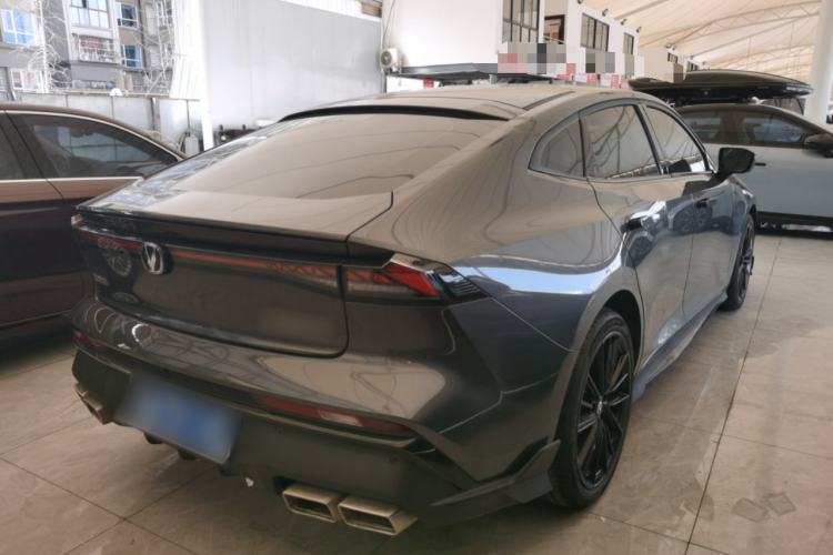 Used Changan UNI-V 2024 1.5T Prestige Sport Edition
