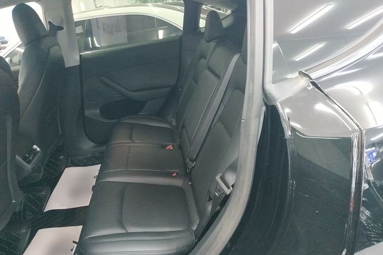 Used Tesla Model Y 2021 Long-Range All-Wheel-Drive Version 3D7
