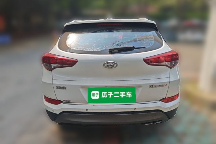 Used Hyundai Tucson 2015 1.6T Dual-Clutch Two-Wheel-Drive Smart Model Rear