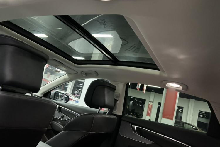 Used Buick LaCrosse 2023 28T Prestige Edition Headliner