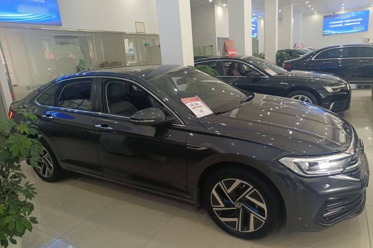 Used Volkswagen Sagitar 2023 300TSI DSG Excellence Edition