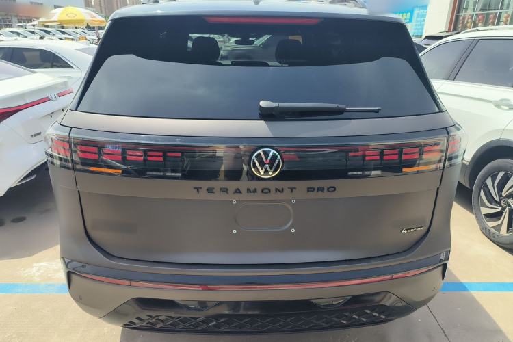 Used Volkswagen Teramont 2025 Tiguan Pro 450TSI Four-Wheel Drive Summit Edition
