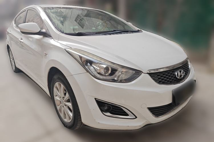 Used Hyundai Elantra (5th Generation / Langdong) 2016 1.6L Automatic Smart Version
