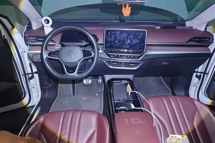 Used Volkswagen ID.6 X 2021 1st Edition ID. First Impression Edition Center Console