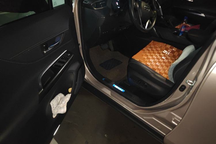 Used Toyota Venza 2022 2.0L CVT Two-Wheel Drive Prestige Edition