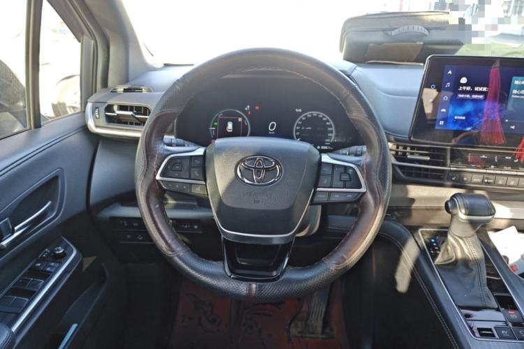 Used Toyota Sienna 2021 2.5L Hybrid Ultimate Edition