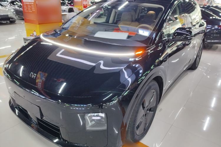 Used Li Auto i8 2025 Model Standard Version