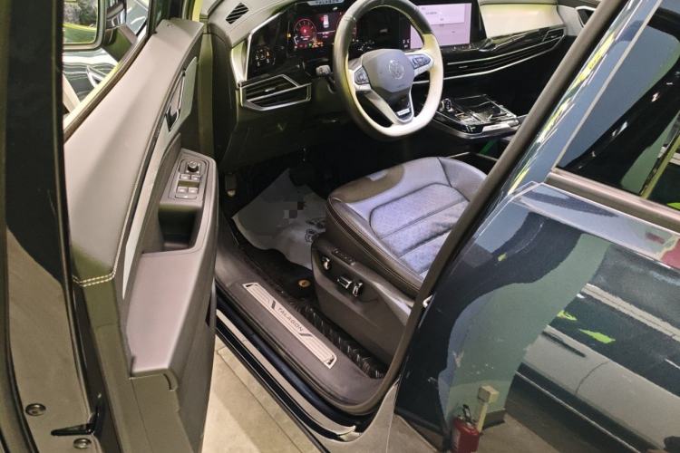 Used Volkswagen Talagon 2022 380TSI All-Wheel-Drive Luxury Prestige Pro 7-Seater