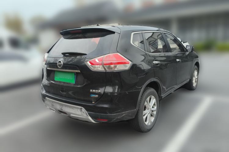 Used Nissan X-Trail 2015 2.0L CVT Comfort MAX Edition 2WD
