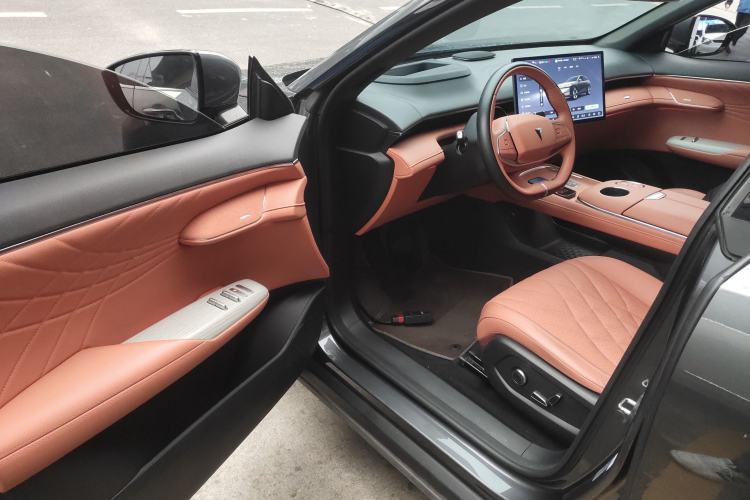 Used Deepal S07 2023 200Max Range-Extended Version
