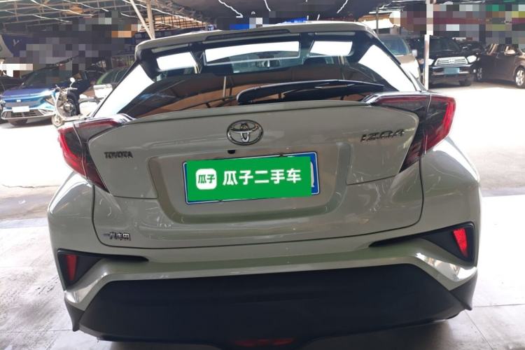 Used Toyota IZOA 2020 2.0L Yichi Version Rear