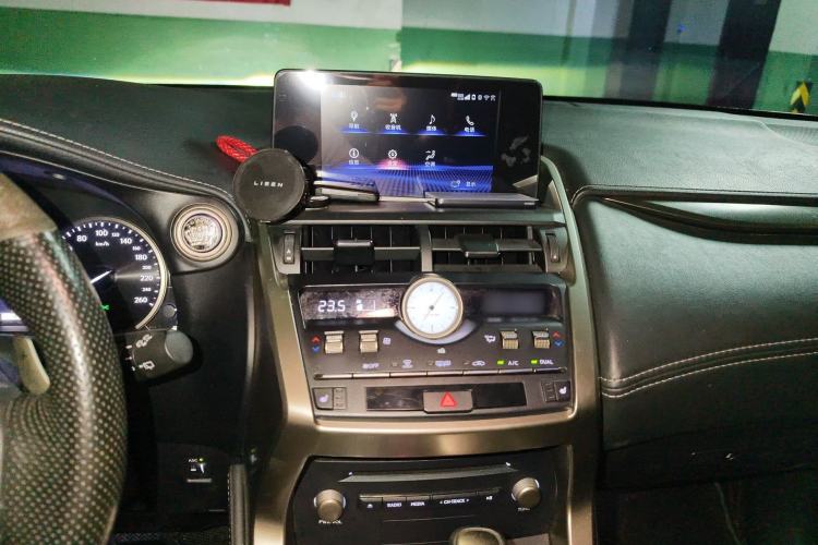 Used Lexus NX 2017 300h Front-Drive FENGSHANG Edition
