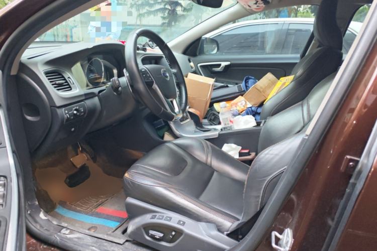 Used Volvo V60 2017 Cross Country T5 AWD China V Standard Left Front Seat