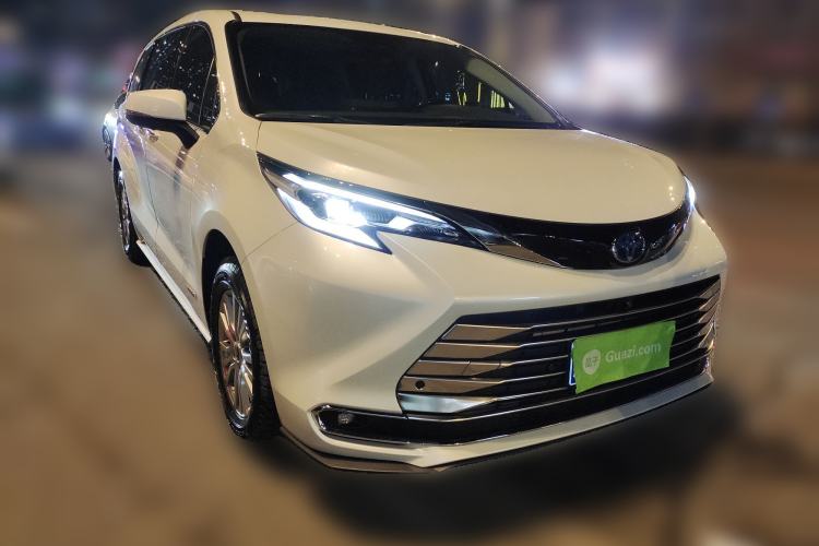 Used Toyota SIENNA 2023 2.5L Hybrid Comfort Edition