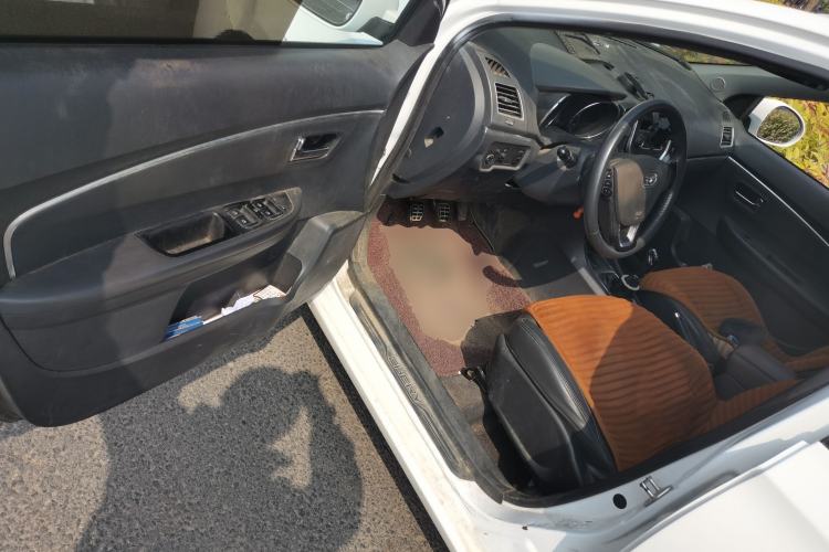 Used Cowin E3 2018 1.5L Manual Luxury Model