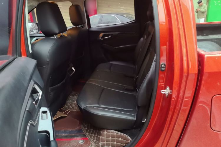 Used Isuzu D-MAX 2021 1.9T Automatic 4x4 Diesel Global Huan Dong RZ4E