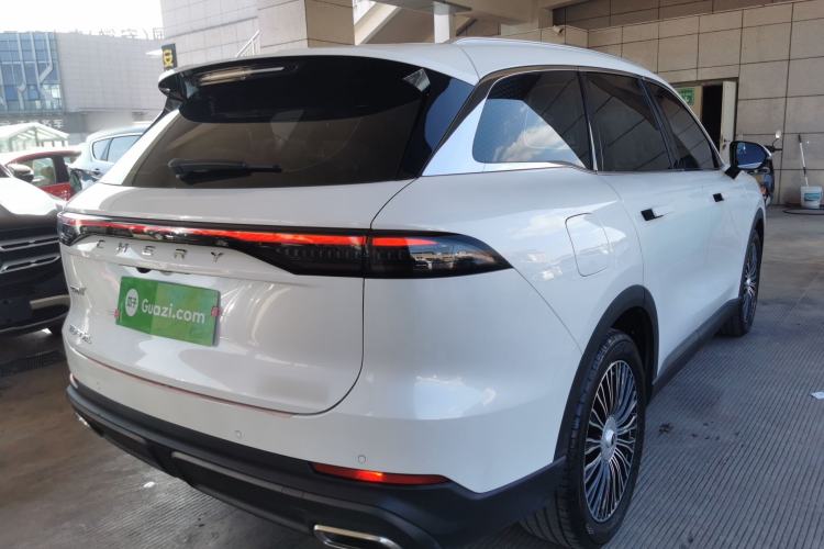 Used Chery Tiggo 8 L 2024 2.0T Two-Wheel-Drive Luxury Version 7 Seats
