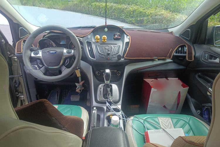 Used Ford Kuga 2013 1.6L GTDi Two-Wheel-Drive Trend Model