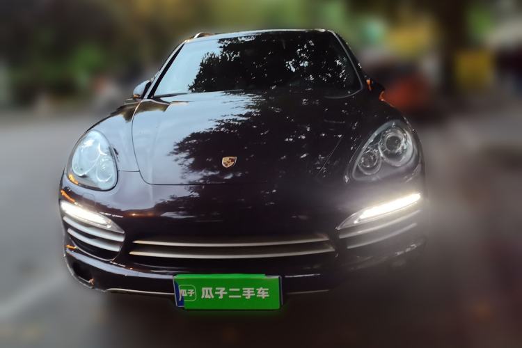 Used Porsche Cayenne 2014 Cayenne Platinum Edition 3.0T Front