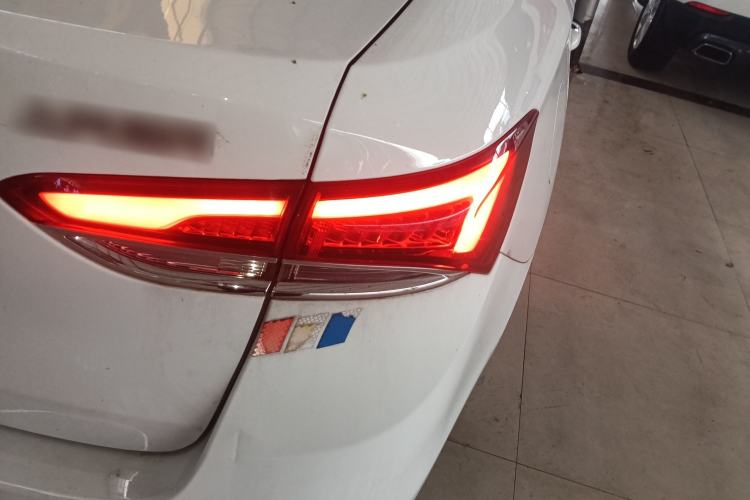 Used Buick GT 2021 Revised Version Flagship 1.5L Automatic Elite Edition Right Rear Taillight