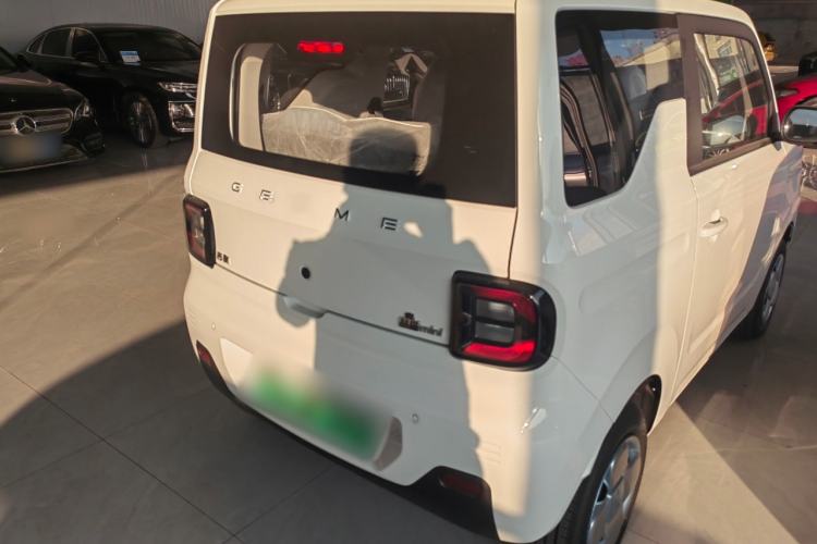 Used Geely Galaxy Panda 2024 Panda Mini 200km Endurance Bear
